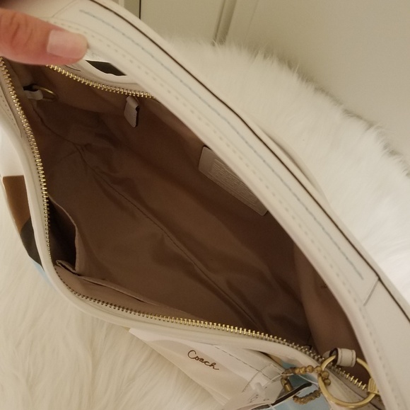 Authentic Coach Handbag - Picture 7 of 7